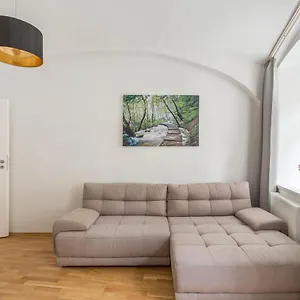  Apartment Servus At Naschmarkt Ii
