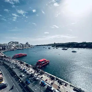 apt-valletta-view-wishmalta.hotelssaintjulians.com/